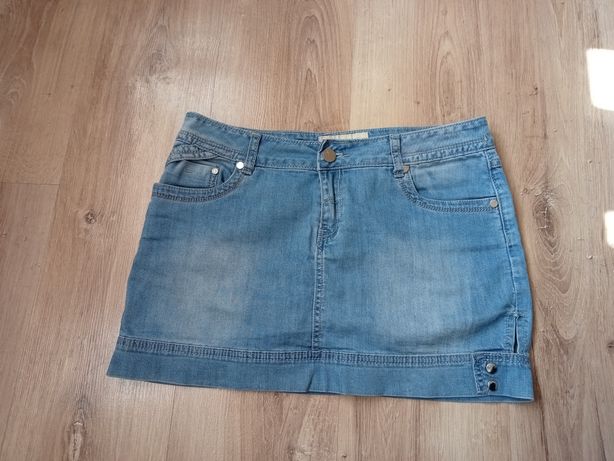 Spódniczka jeansowa krótka