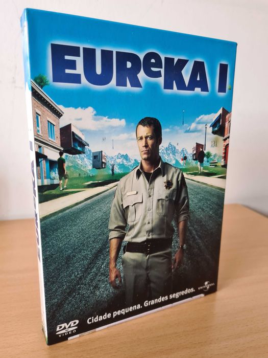 4 DVDs com a série "Eureka I"