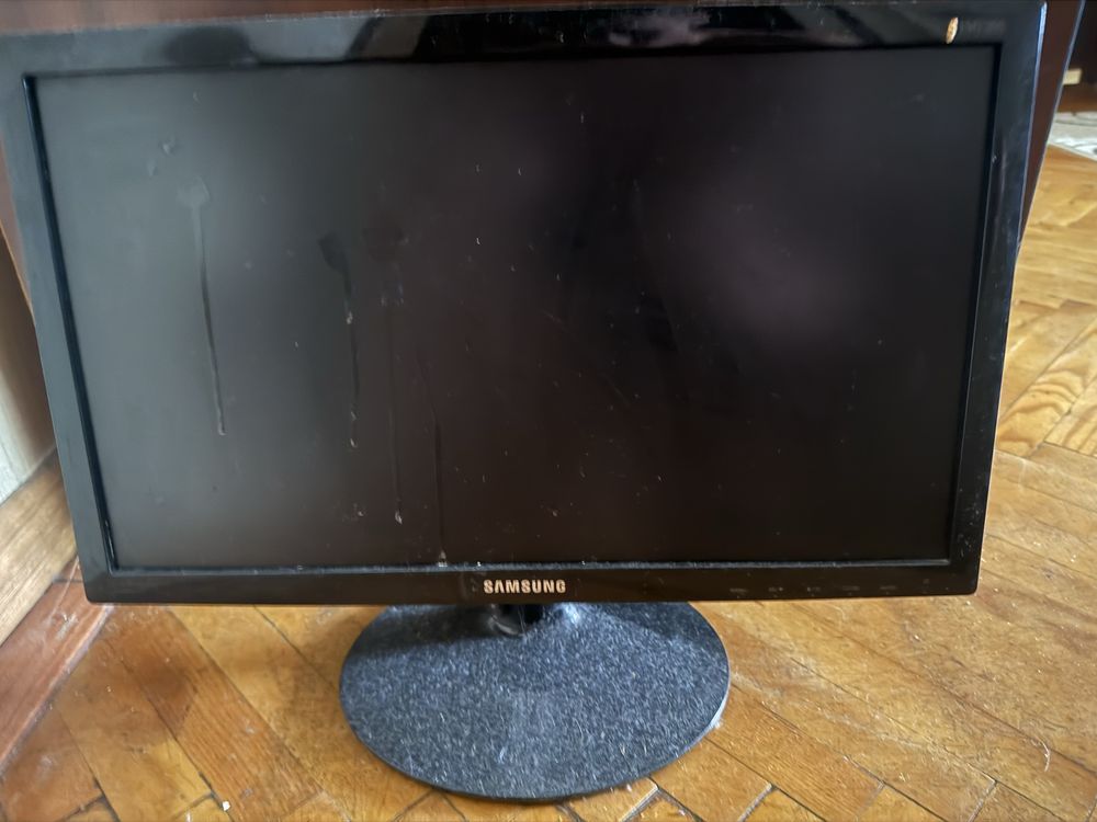 Монитор Samsung (не помню модель)