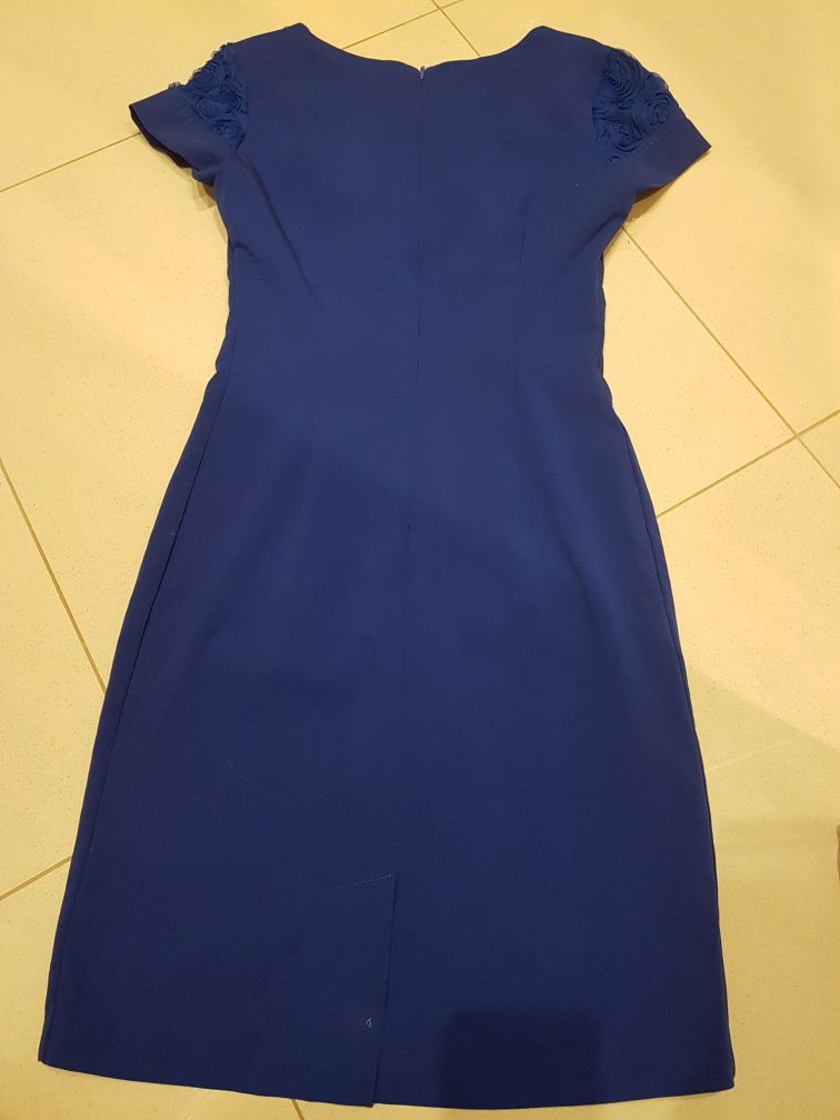 Sukienka kobaltowa