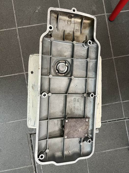 Tampa de Válvulas p/ motor BMW 2002