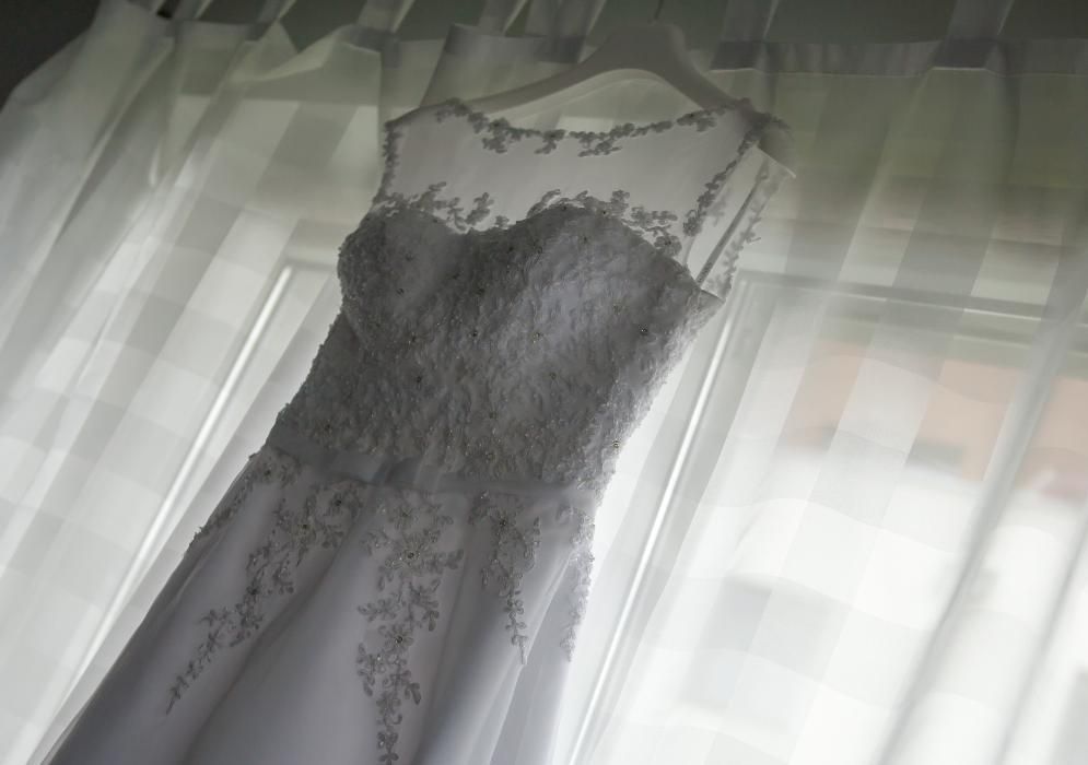 Biała Suknia ślubna Agnes 11988, rozmiar 34-36, TREN, WELON, dodatki