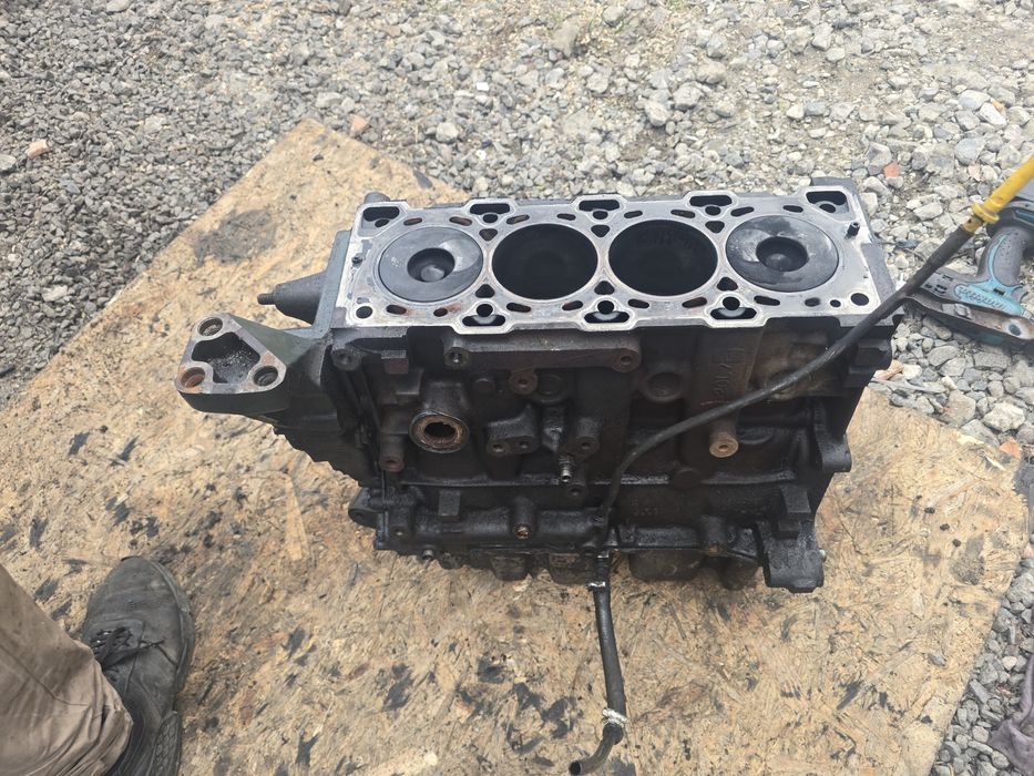 Блок двигуна двигуна ленд ровер фрелендер land rover freelander 2.0 TD