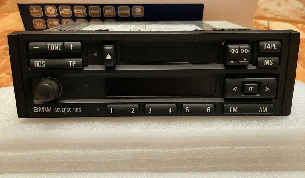 Оригінальна автомагнітола BMW Reverse RDS. Виробництво Німеччена.