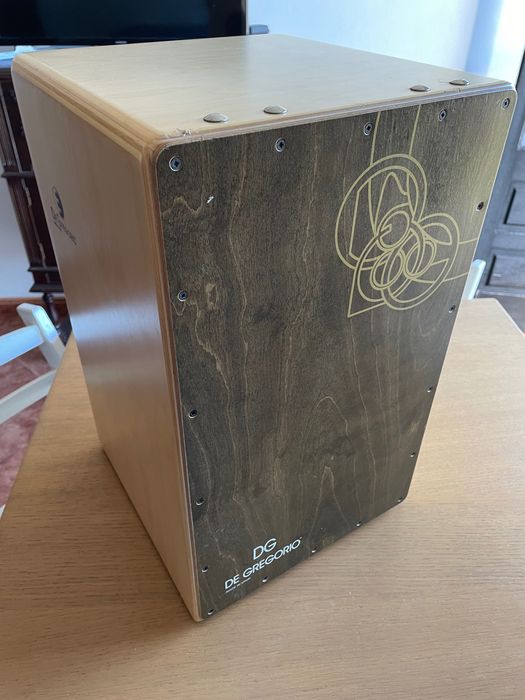 Cajon De Gregório Chanela