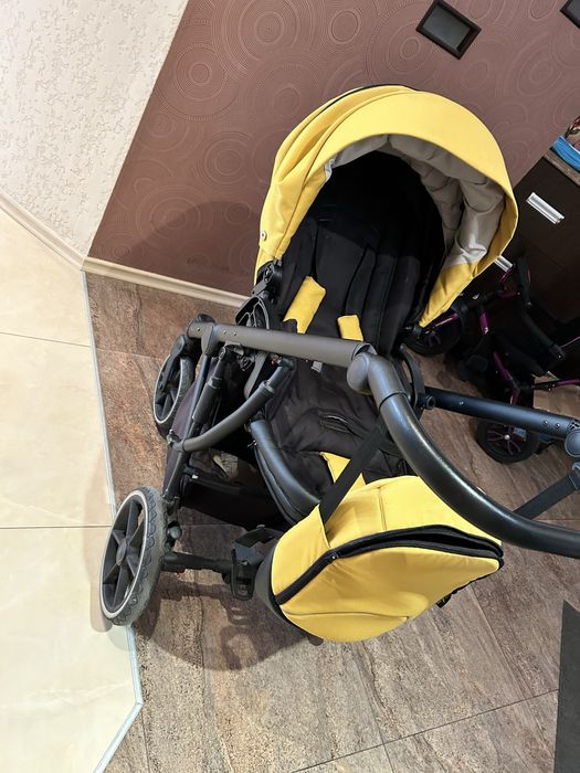 Дитяча коляска універсальна 2 в 1