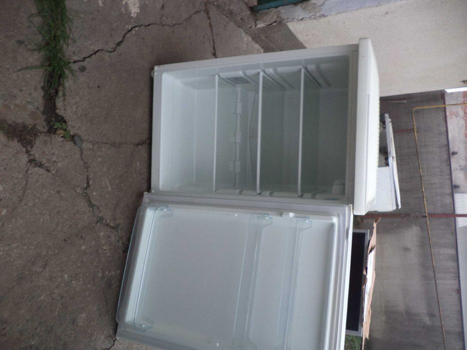 Холодильник малий Аміка