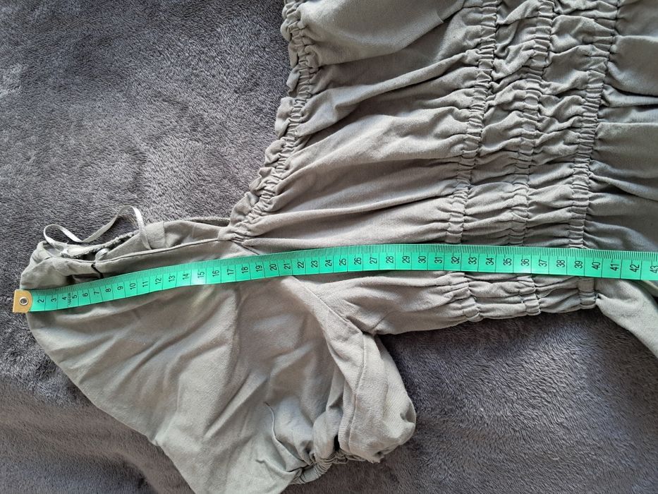 Sukienka zielona khaki Stradivarius xl
