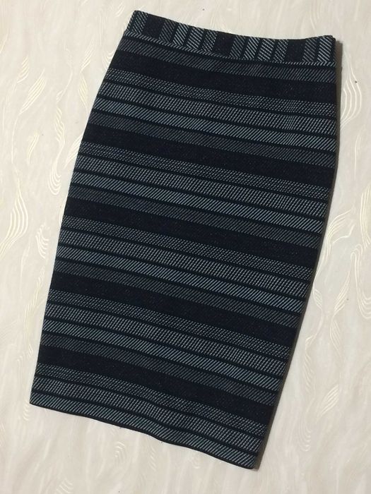 Демісезонна спідниця next , р.56-58