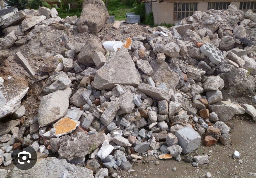 Прийму будівельні відходи