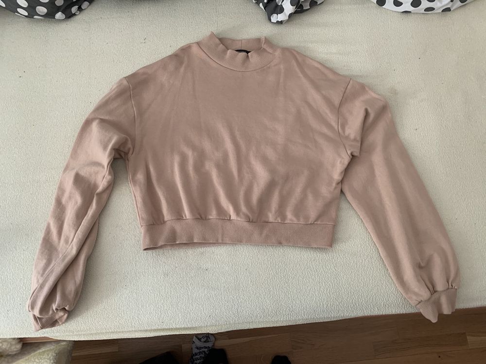 Sweter beżowy Bershka