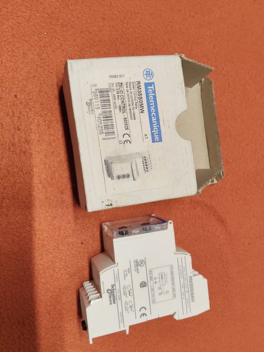 Przekaźnik kontrolny Telemecanique RM35S0