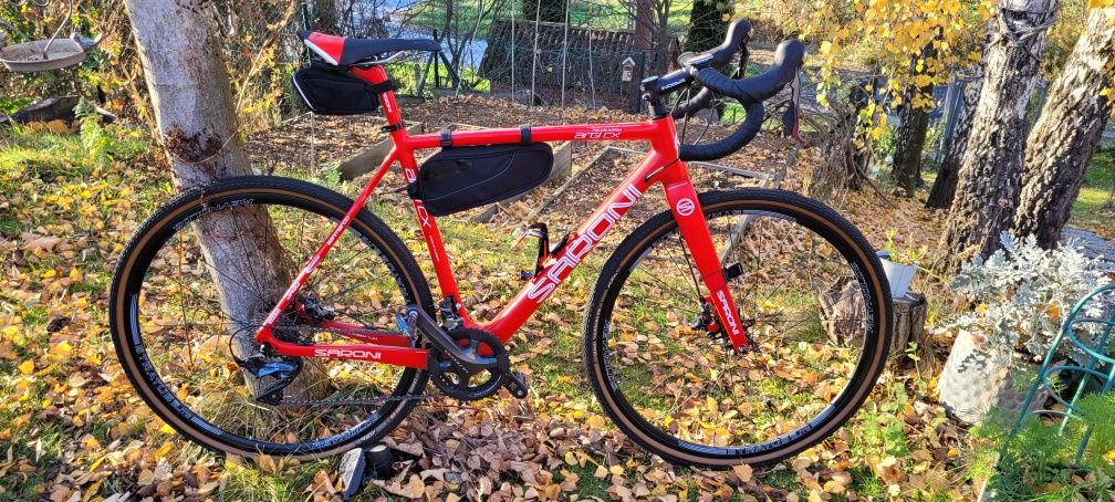 Rower gravel / przełaj / cx Saroni full carbon ultegra