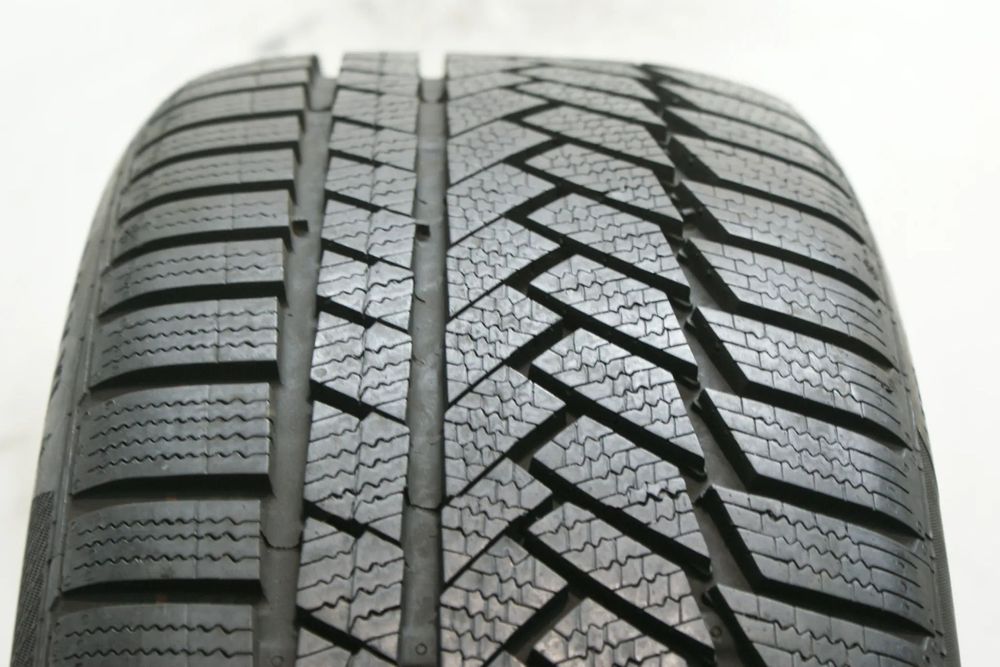 225/40R18 CONTINENTAL WINTERCONTACT TS850 P , 8,3mm B72