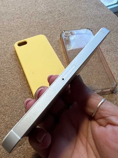 iPhone SE 2018 32Gb - Branco