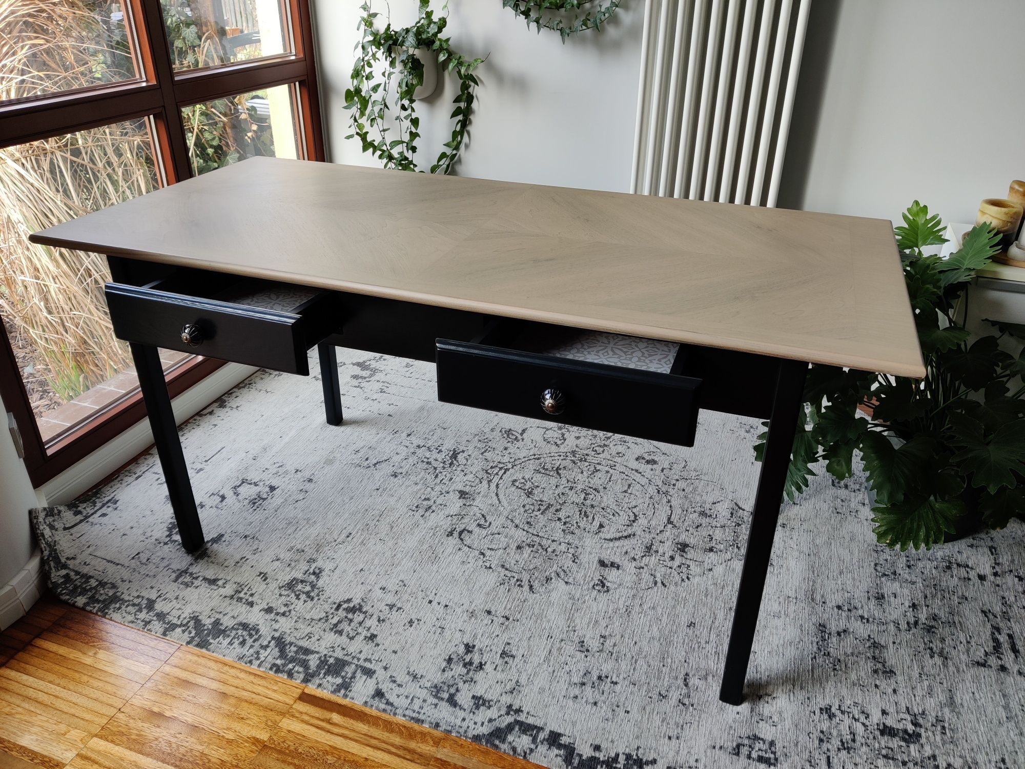 Stół drewniany 160cm x  73cm z szufladami