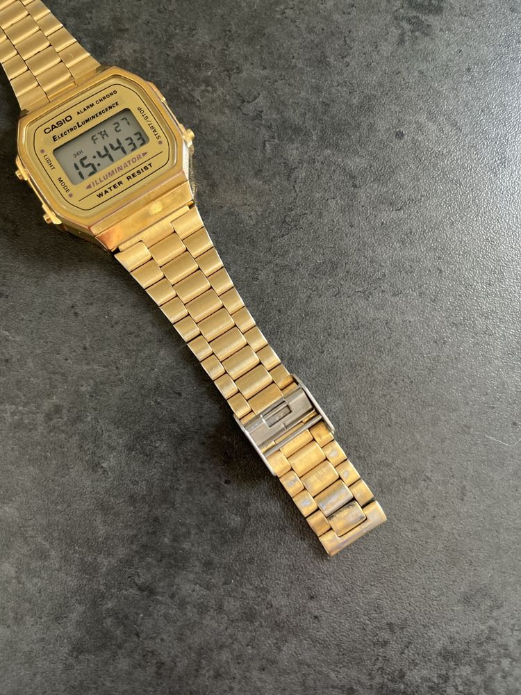 Zegarek Casio Vintage Gold