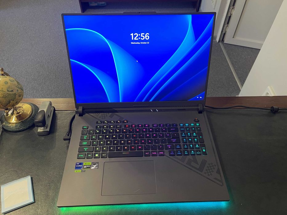 Ноутбук Asus Rog Strix G18 G814J i9-13980HX, RTX4070, 1TB SSD 16GB RAM