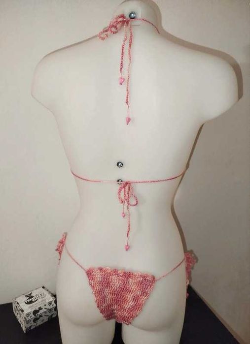 Conjunto de Biquíni em Crochê – Tons de Rosa