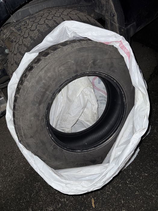 Шини 265/65/17 бу Києв