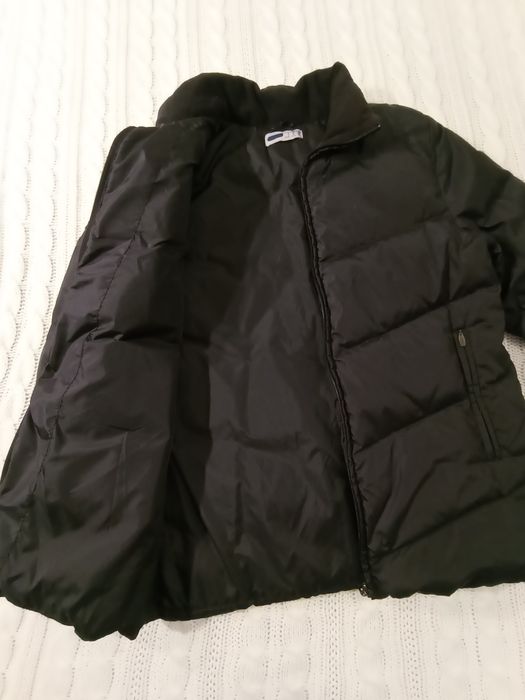 Puchowa, czarna kurtka FILA