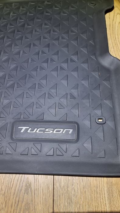 Komplet dywaników Hundai Tuscon IV NX4 HEV /logotyp Tuscon