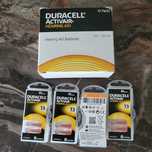 15 opakowań Duracell 13 baterie activair świeże do 2028