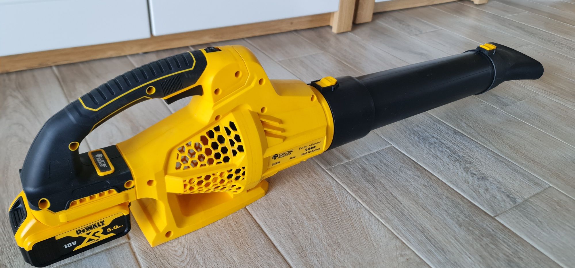 Dmuchawa akumulatorowa do baterii Dewalt 3500W