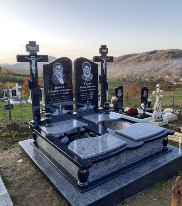 Пам‘ятники від виробника