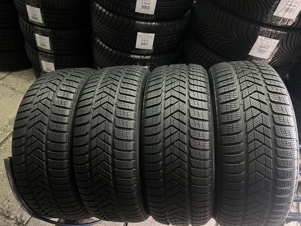 235/55/17 R17 Pirelli Sottozero 3 4шт зима