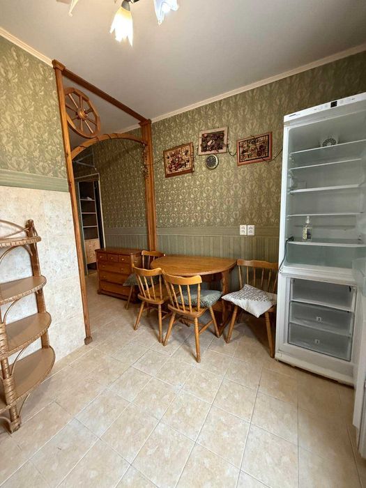 Сдам 2-х.комн.кв-ру, Харьковский м-в , Харьковское шоссе 158 :