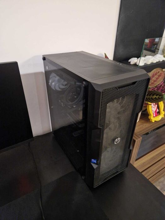 ZESTAW GAMINGOWY idealny na święta!/ RTX4070 SUPER 12 GB VRAM