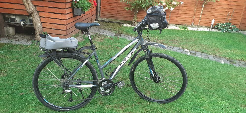 Rower damski Kellys Clea 70 (trekking/cross) + osprzęt