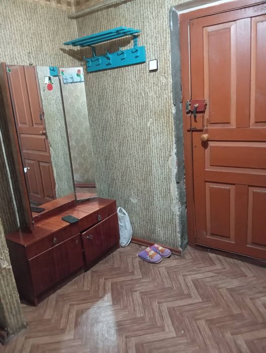 Здам кімнату в квартирі в центрі Мени.