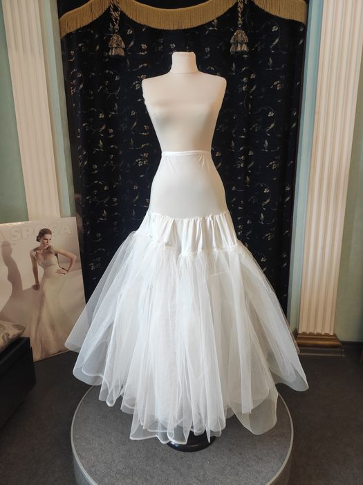 Подьюбник фатиновый под длинное платье.