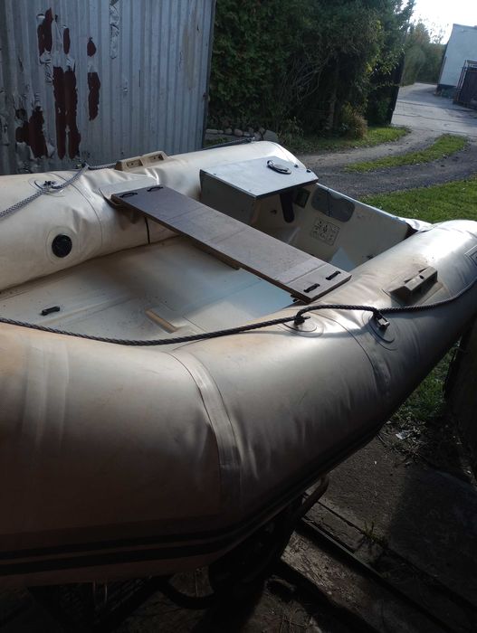 Ponton rib zodiak