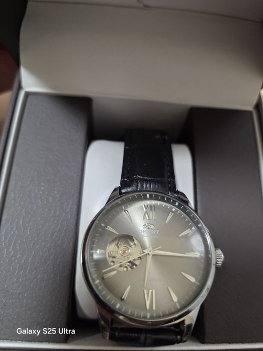 Piekny orient Automat na skórzanym pasku noszony bardzo malo