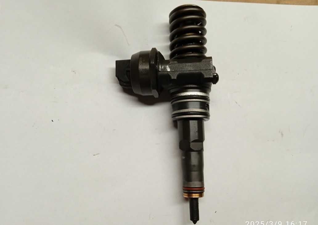 Pompowtryskiwacz BOSCH, 1.9 TDI, 041.472.0037, 038.130073AJ