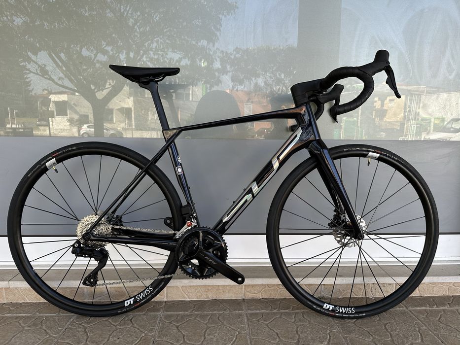 Bicicleta de estrada Superior - Di2 - 12v - Nova!!