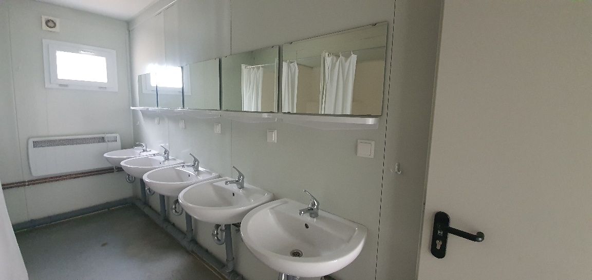 Kontener sanitarny Łaźnia Prysznicowy Dwie sztuki