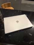 MacBook PRO 2021 jak nowy!