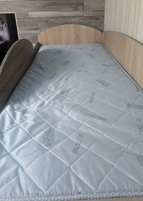 Дитяче ліжко-горище