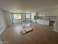 Apartamento T3 em Nogueira da Regedoura