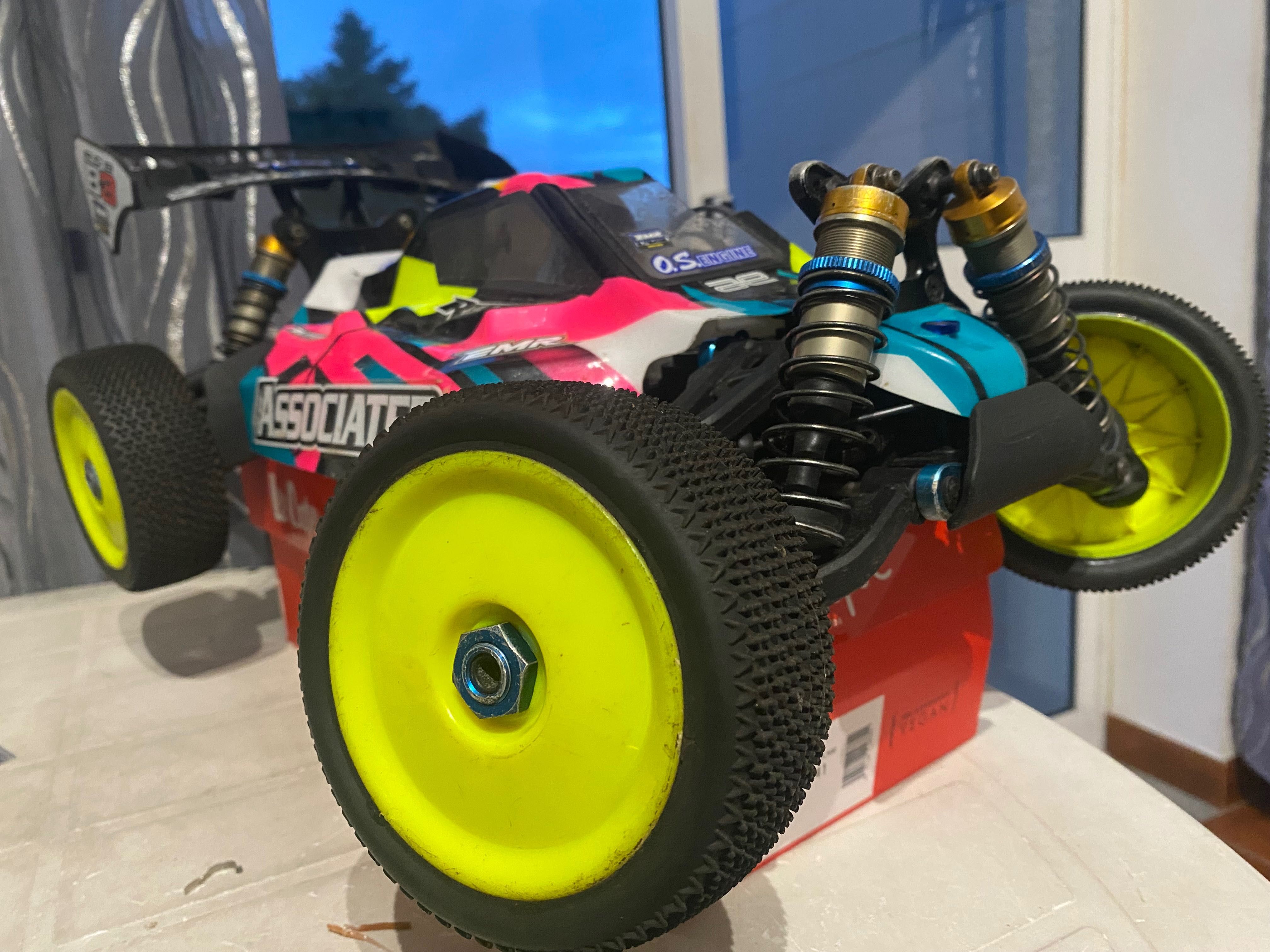 Team associated rc8b3.1