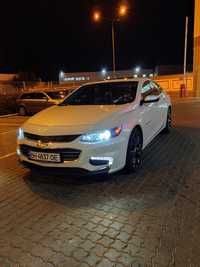 Chevrolet Malibu. С мощностью 253 л.с