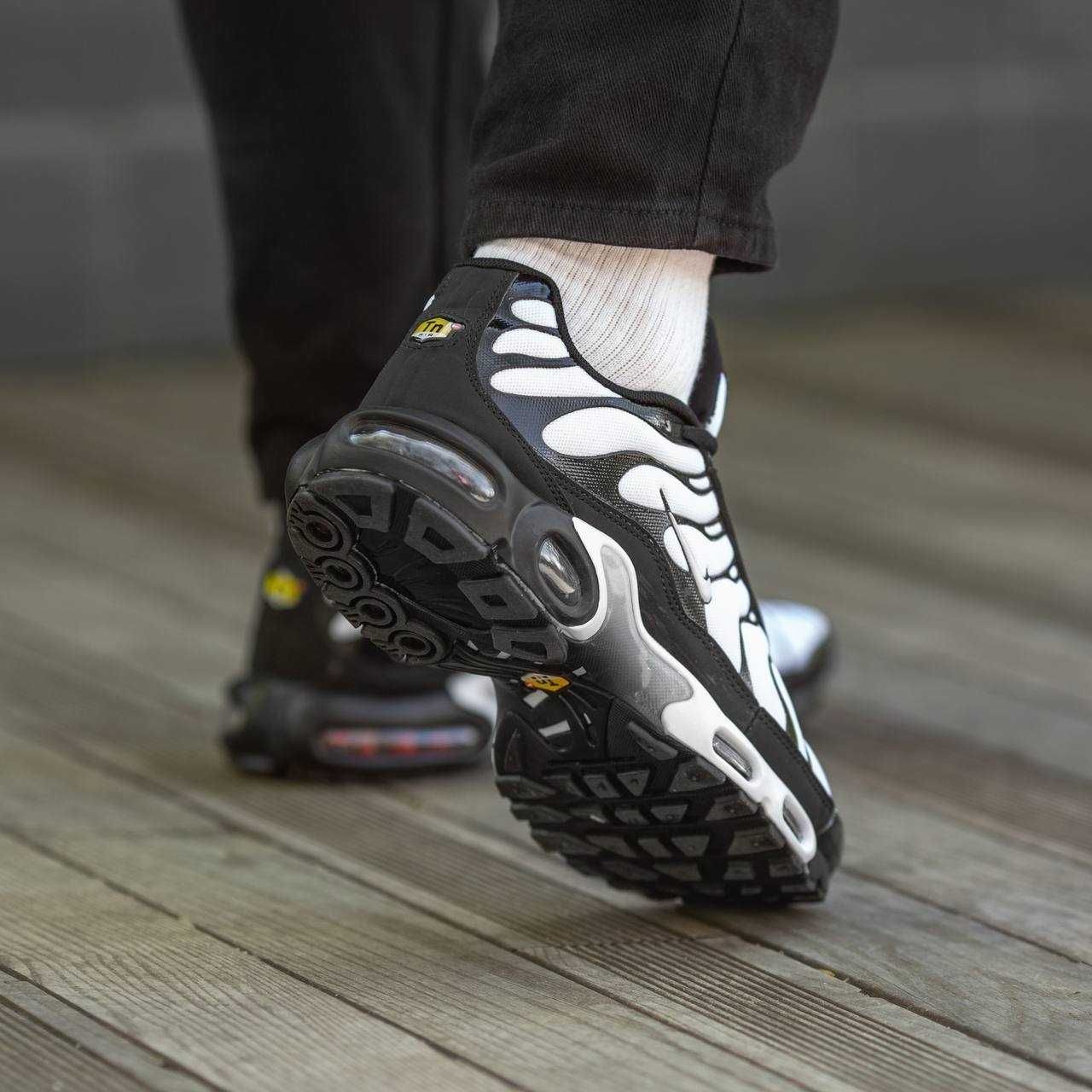 Nike Air Max TN+ Black\White кроссовки мужские nike tn (найк тн)