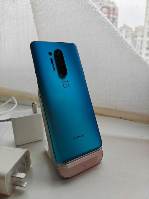 OnePlus 8 Pro 12/256 + бездротова зарядка OnePlus Warp Charge 30W