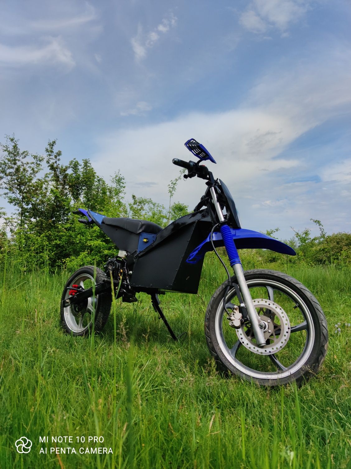 Електроскутер 60v1800w
