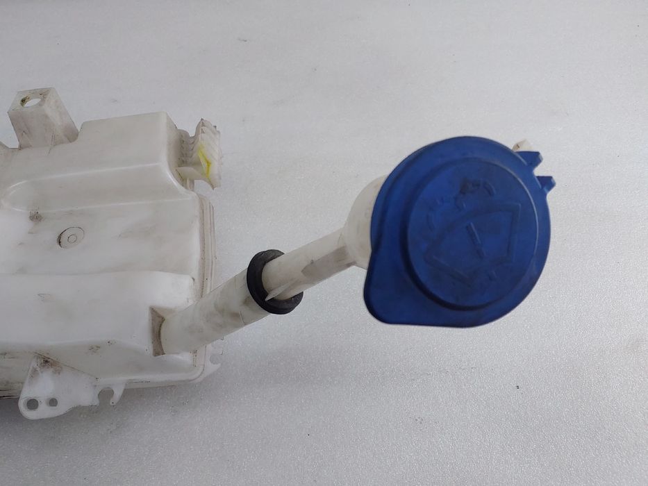 Reservatório / depósito água limpa vidros FORD Focus III