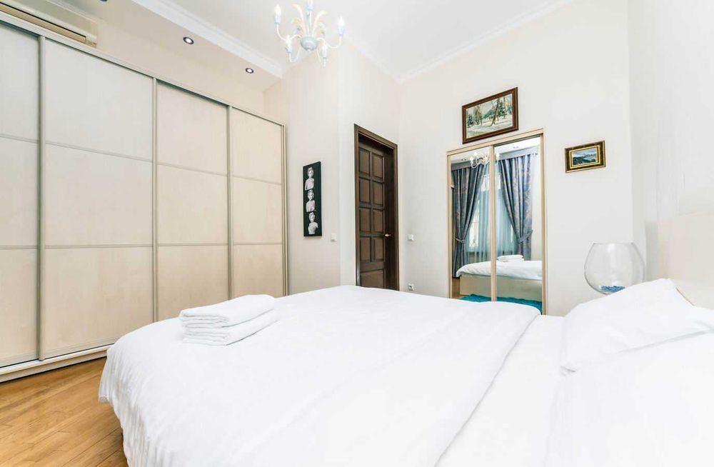 5к Михайлівська 15, Майдан, Крещатик, паркування